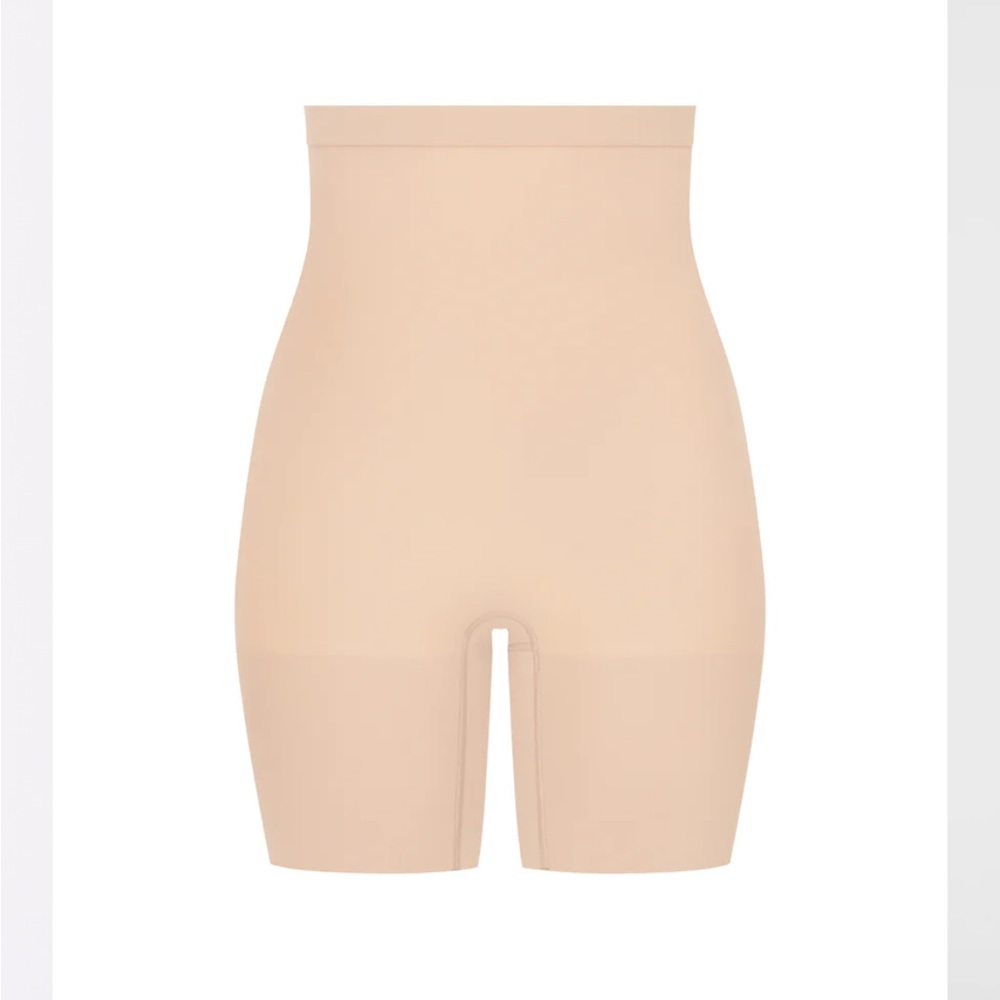 SPANX Higher Power Short - Soft Nude (NWOT)